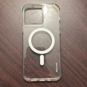 iPhone 13 Pro Max pelican case